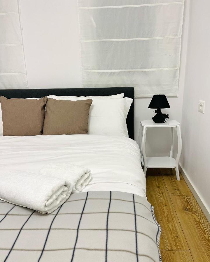 Apartment In The Heart Of Old Bazaar, Tirana - Hana Apartments ภายนอก รูปภาพ