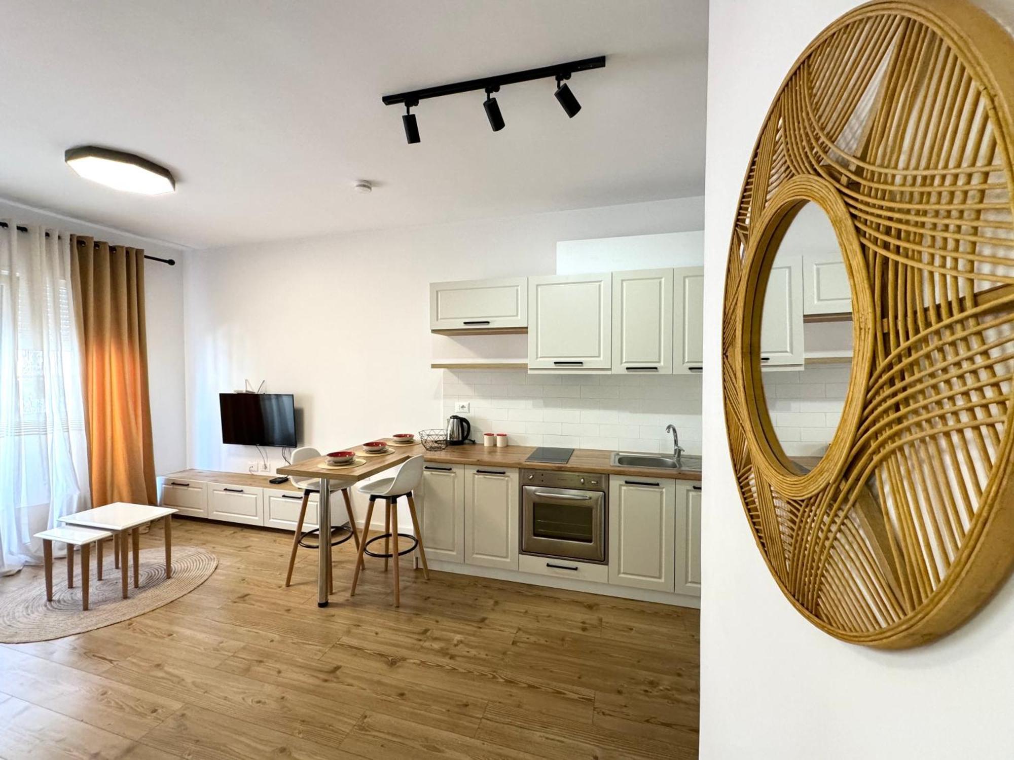 Apartment In The Heart Of Old Bazaar, Tirana - Hana Apartments ภายนอก รูปภาพ