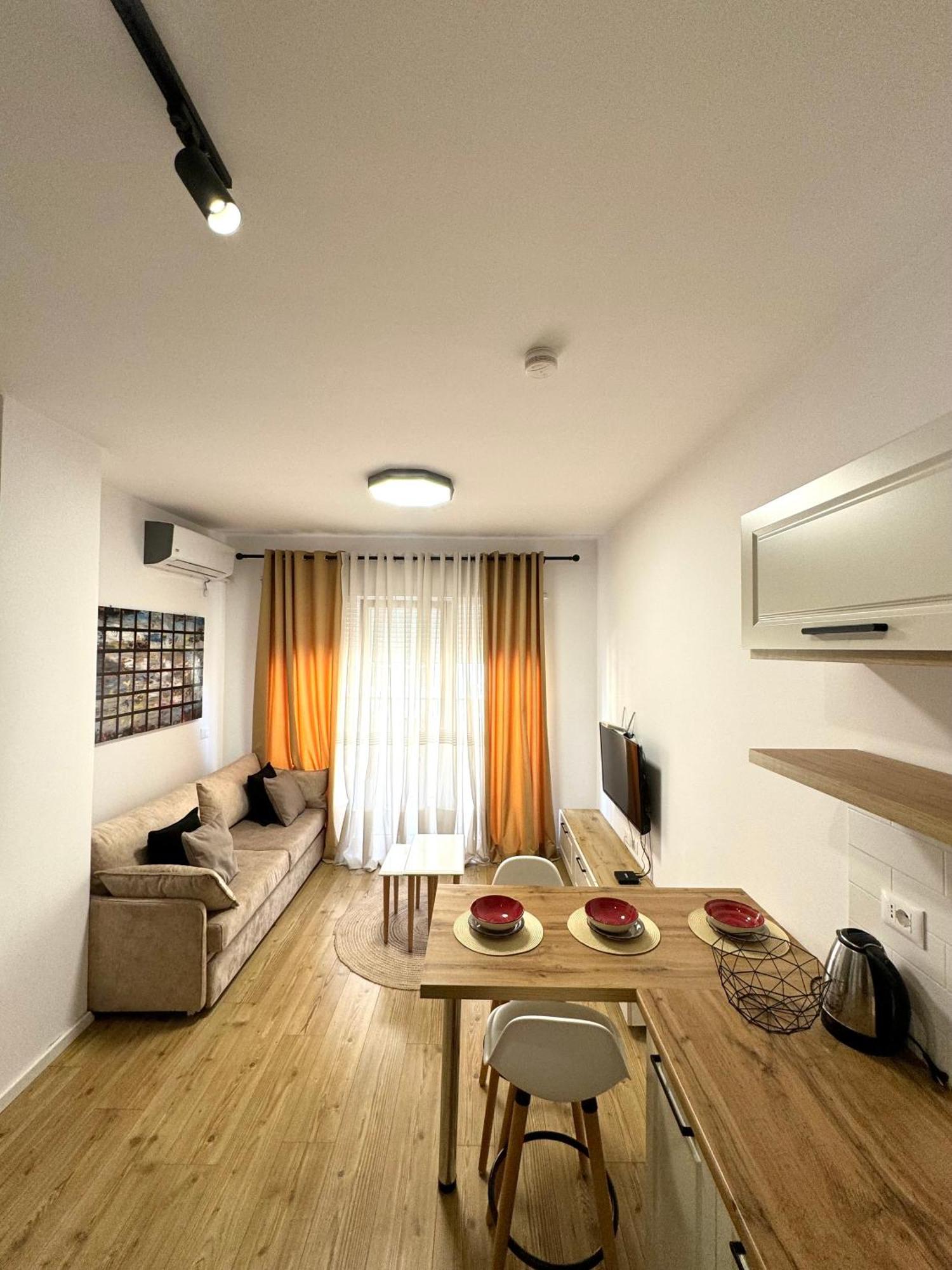 Apartment In The Heart Of Old Bazaar, Tirana - Hana Apartments ภายนอก รูปภาพ
