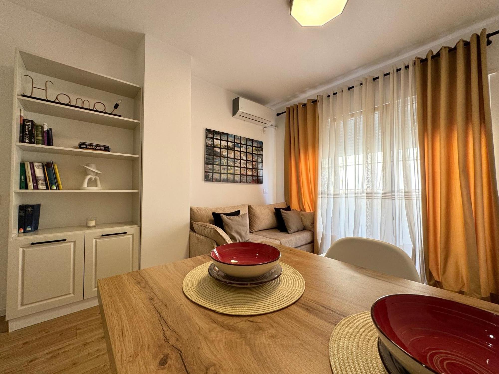 Apartment In The Heart Of Old Bazaar, Tirana - Hana Apartments ภายนอก รูปภาพ